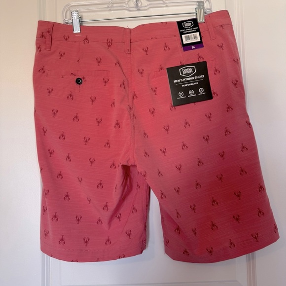 Berkeley & Jensen NWT Men's Red Lobster Print Shorts - Picture 2 of 7